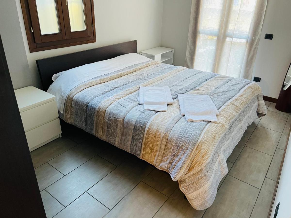Appartamento Bergamo Centro Piazza Pontida - The Italian Escape Ngoại thất bức ảnh